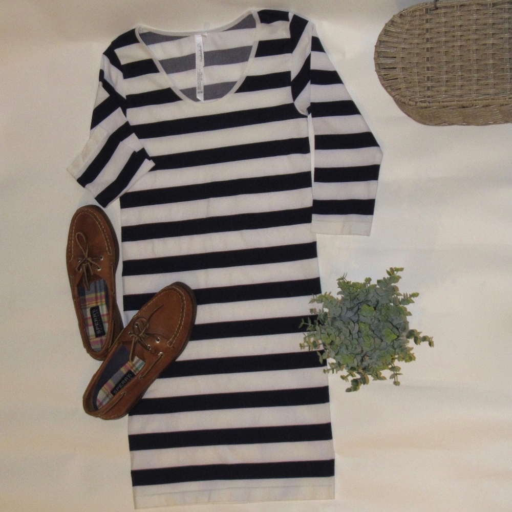 Cristinalove Black and White Striped Midi Dress
